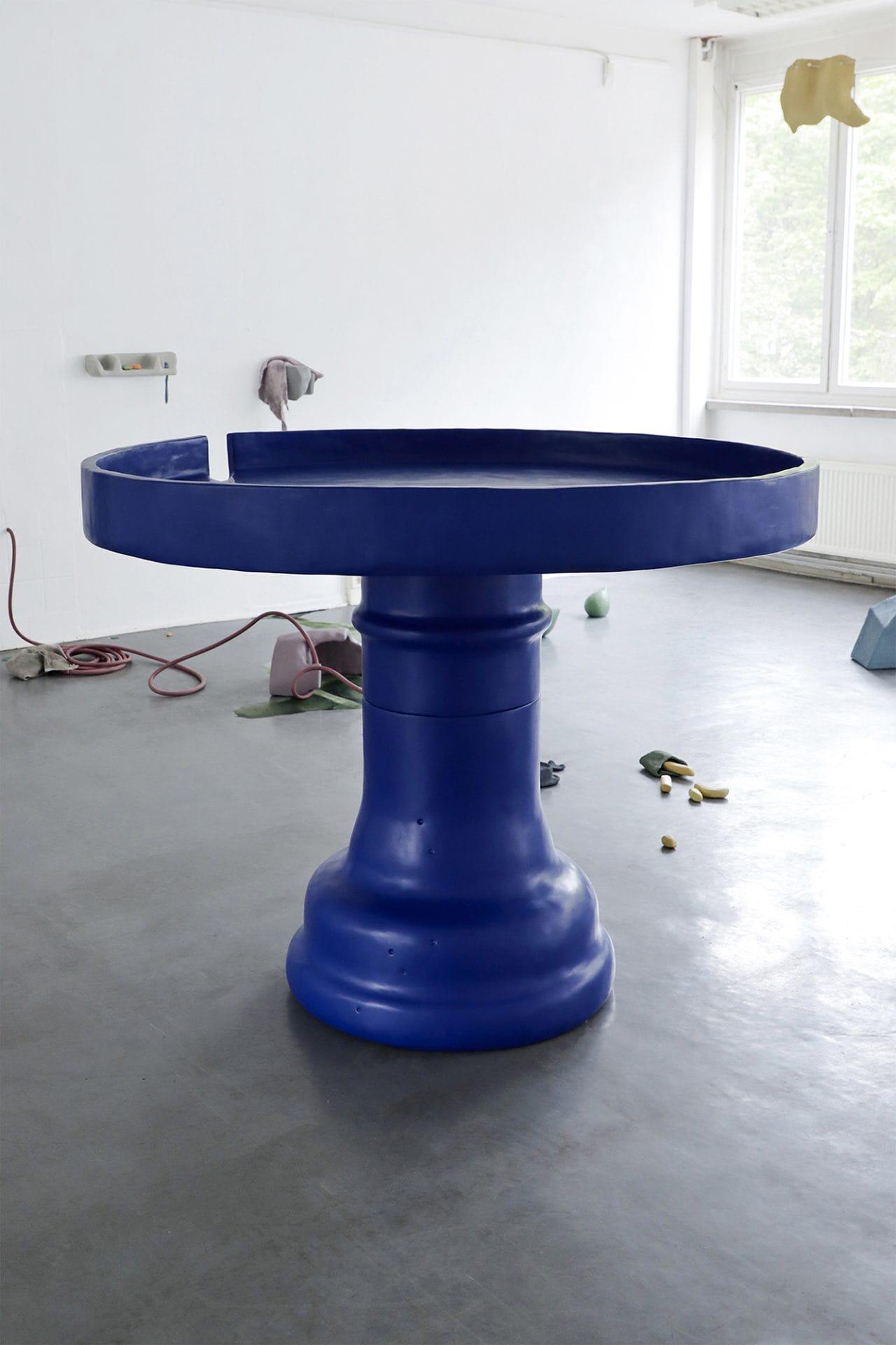 exhibition view: How to eat blueberry pie, by Hanbyeol Mun, at Burg Giebichenstein University of Art and Design Halle, courtesy Burg Giebichenstein University of Art and Design Halle.